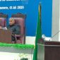 Bupati Sikka Juventus Prima Yoris Kago menyampaikan Keterangan Pemerintah terhadap Pemandangan Umum Fraksi atas KUAPPAS Tahun 2026, Rabu (2/7)