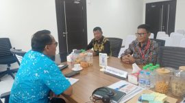 Kadis Sosial Sikka Rudolfua Ali bersama Ketua Fraksi Partai Perindo Lukas Lero bertemu Sekretaris Bersama Kementerian Sosial, belum lama ini