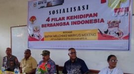Ketua Fraksi Partai Golkar MPR RI Melchias Markus Mekeng (tengah) saat sosialisasi 4 Pilar Kebangsaan, Jumat (1/8)