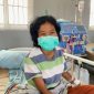 Maria Bernardeta Wea, perserta JKN asal Nagekeo, rutin melakukan cuci darah di RSUD TC Hillers Maumere