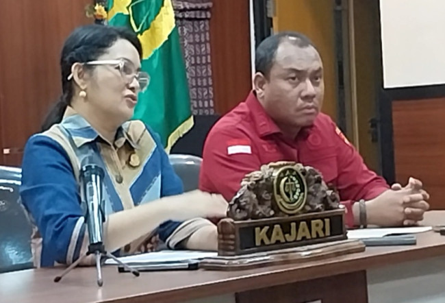 Kepala Kejaksaan Negeri Sikka Henderina Malo