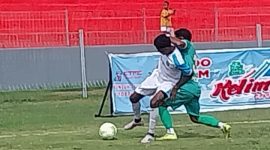 Persami Maumere kandas di kaki BMP Flotim di Stadion Marilonga Ende, Minggu (16/11)