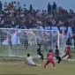 Suasana di Stadion Marilonga Ende saat salah satu pertandingan babak penyisihan Piala Gubernur Liga 4 ETMC XXXIV Tahun 2025