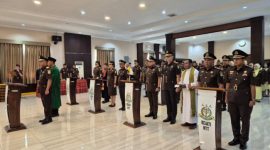 Suasana pelantikan 13 pejabat struktural di lingkup Kejati NTT, Jumat (31/10)