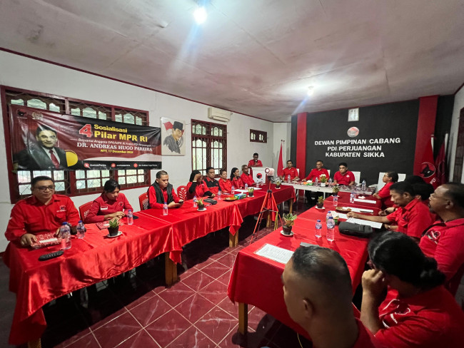 AHP saat Sosialisasi 4 Pilar Kebangsaan di Kantor DPC PDI Perjuangan Kabupaten Sikka pada Desember 2025 lalu