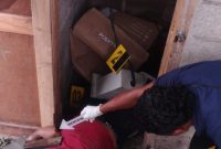 Tim Identifikasi Polres Sikka sedang olah TKP kasus petani tersengat arus listrik