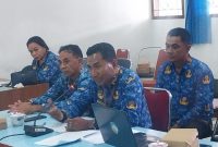 Pelaksana Tugas Kadis PKO Sikka saat di Ruang Pansus 1 LKPJ, Selasa (17/3)