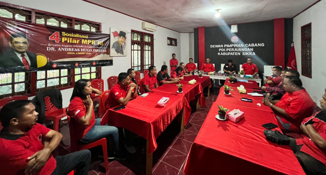 AHP sosialisasi 4 Pilar Kebangsaan di Kantor DPC PDI Perjuangan Kabupaten Sikka, Senin (2/3)