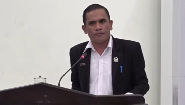 Anggota Fraksi PDI Perjuangan Benediktus Lukas Raja 