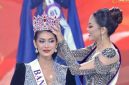 Penyematan Mahkota Puteri Indonesia 2026 kepada Agnes Aditya Rahajeng