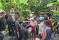 Suasana saat rekonstruksi kasus 
pembunuhan di Rubit 