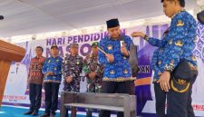 Bupati Sikka Juventus Prima Yoris Kago launching inovasi literasi, Sabtu (2/5)