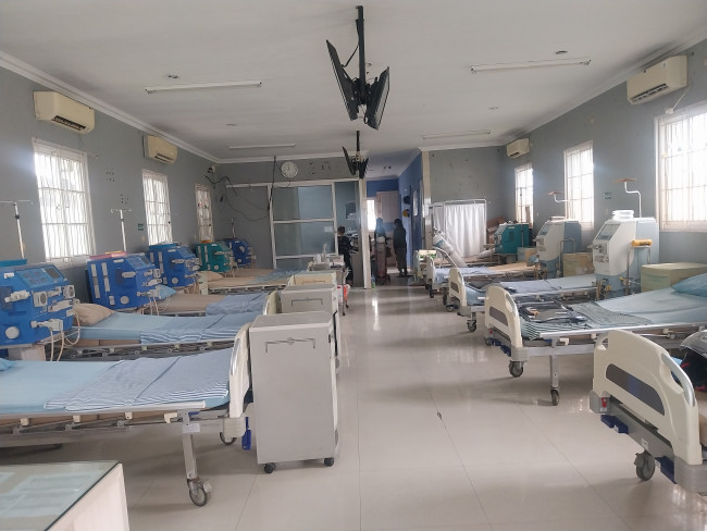 Suasana ruangan Unit Hemodialisis di RSUD TC Hillers Maumere, Senin (18/5), tanpa ada pasien cuci darah 