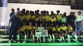 SMAS Katolik John Paul II pemenang Piala DPRD Sikka dalam Festival Sepak Bola Pelajar Nian Tana 