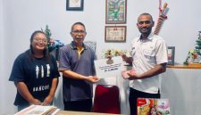 PSSM serahkan bantuan untuk pembangunan Gereja Santo Gabriel Waioti, Rabu (20/5)