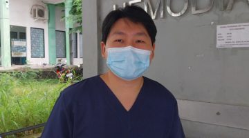 Kepala Unit Hemodialisis Kenny Darmawi Putra