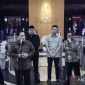 Menteri Pemuda dan Olahraga Erick Thohir  bersama Gubernur NTB Lalu Muhamad Iqbal, Wakil Ketua Komisi X DPR Lalu Hadrian Irfani, Wakil Menpora Taufik Hidayat, Gubernur DKI Jakarta Pramono Anung, dan Gubernur NTT Emanuel Melkiades Laka Lena menyampaikan keterangan pers usai pertemuan terkait persiapan penyelenggaraan PON XXII Tahun 2028 di Gedung Graha Kemenpora, Jakarta, Selasa (23/6)