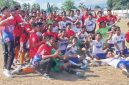 Pemain Citra Bakti Ngada dan BMP Flores Timur merayakan kegembiraan usai pertandingan perebutan tempat ketiga Piala Suratin di Gelora Samador da Cunha Maumere, Jumat (14/8) pagi