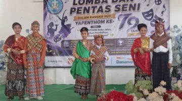 Peserta Lomba Paket Pelang dalam rangka HUT ke-79 Yapenthom