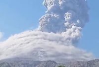 Erupsi Gunung Lewotobi Laki-Laki, Kamis (27/8) pagi
